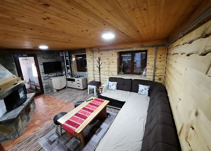 بيت للعطل Vikendica Pam *